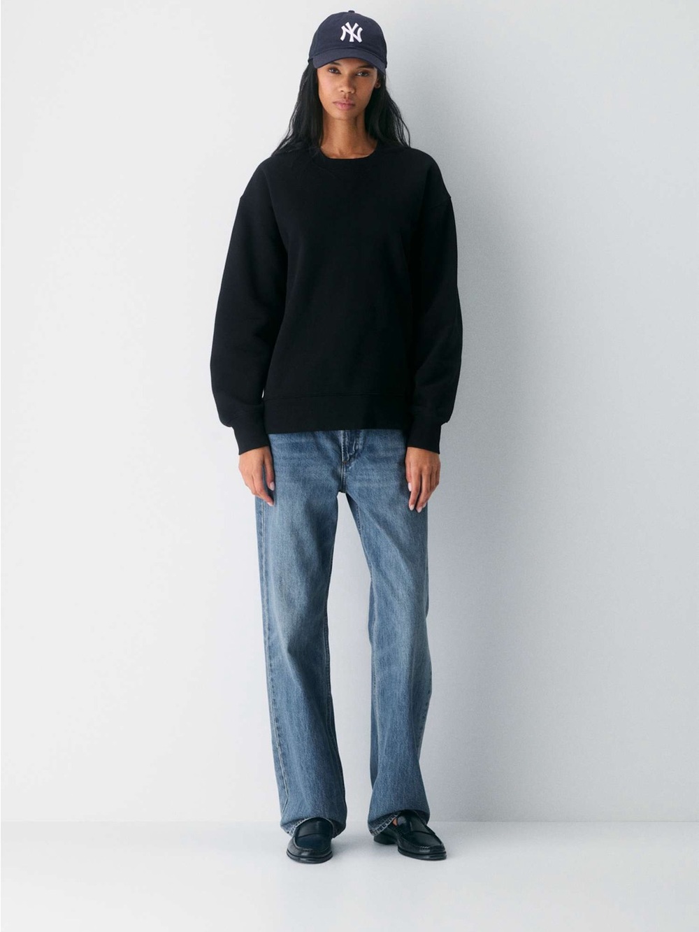 TNA Black Sweatfleece Cozy Fleece Boyfriend Fit Sweatshirt